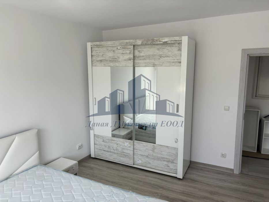 Продава се Тристаен апартамент в Шумен, Добруджански - 62 кв.м за 1440 €/кв.м - Снимка #2