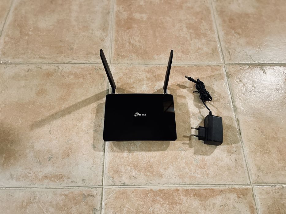 Tp-link роутер mr400 и репитер oneMesh re605x