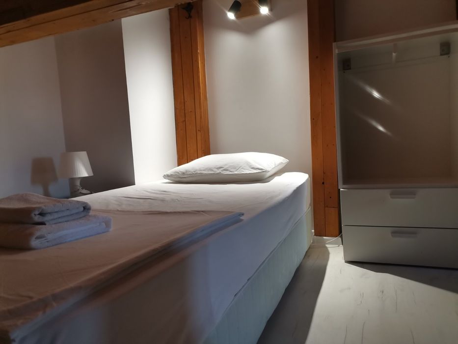 Дава се под наем Четиристаен апартамент в Варна, Виница - 105 кв.м за 1000 € - Снимка #19