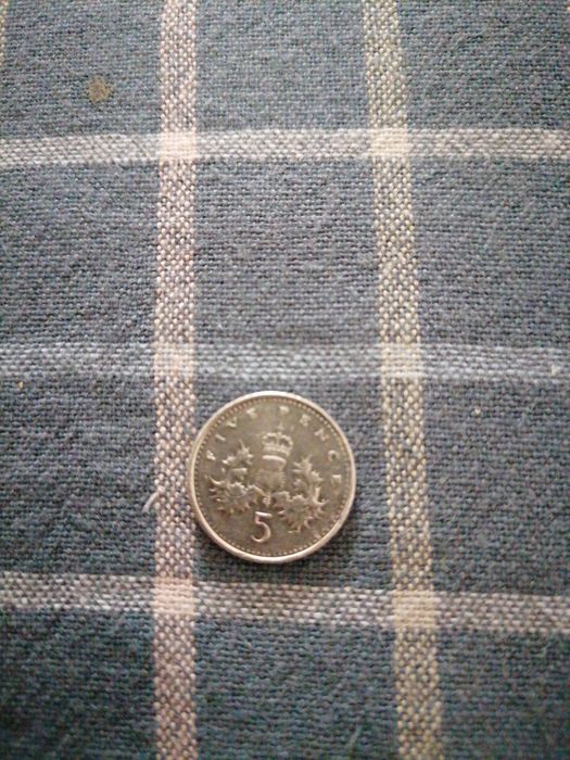 Vând moneda an 2000