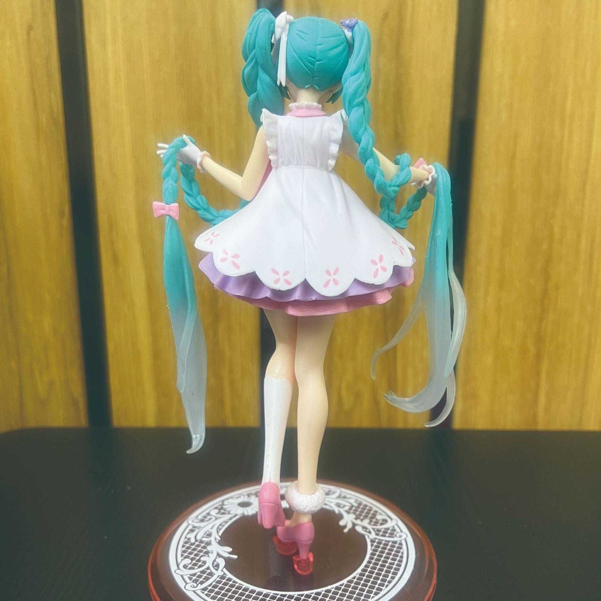 Figurina Anime Vocaloid - Hatsune Wonderland Rapunzel