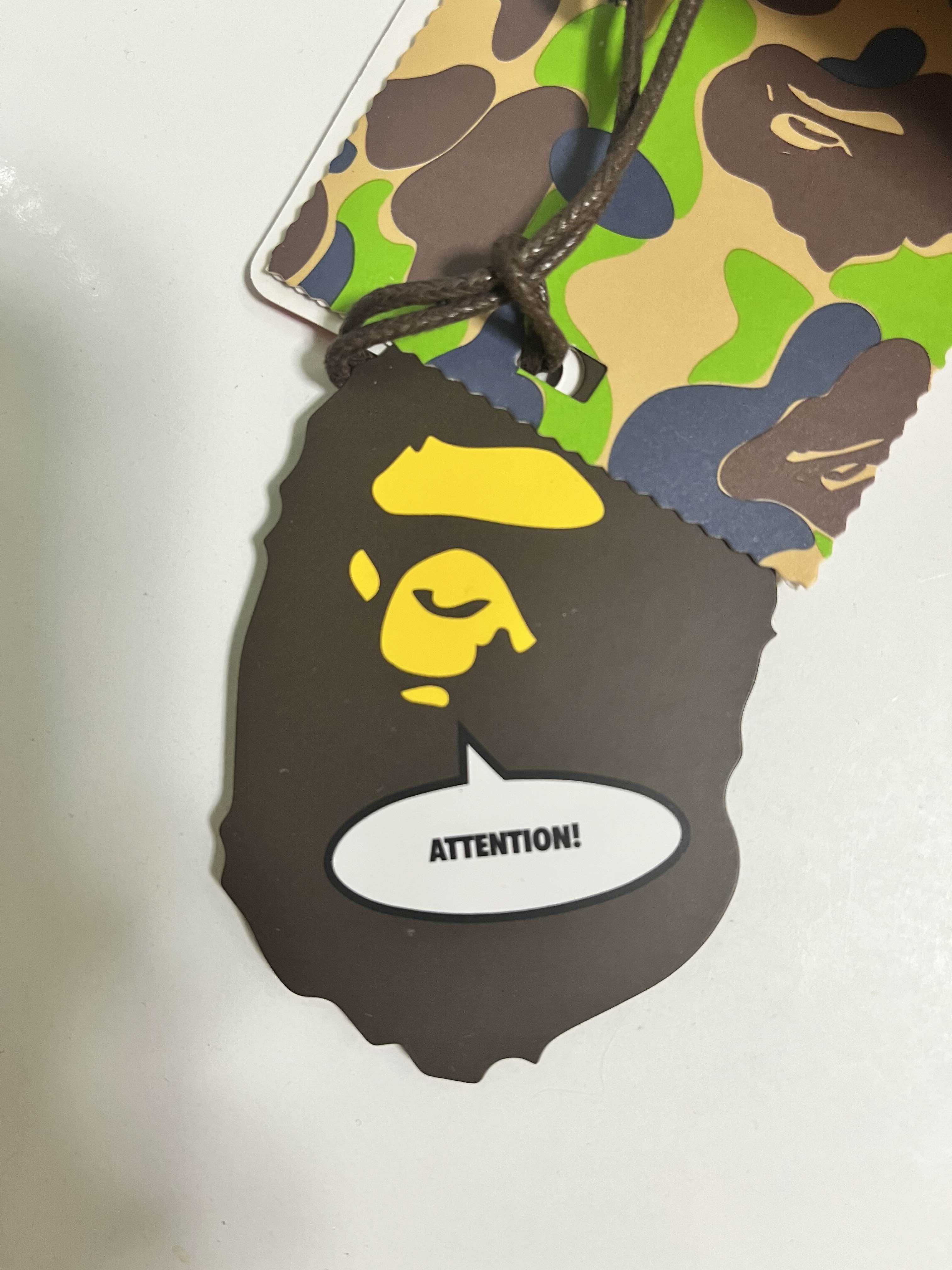 BAPE x Inter Miami CF Camo Tee
White (в перфектно състояние)