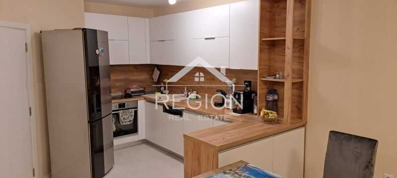 Дава се под наем Тристаен апартамент в Варна, Левски - 93 кв.м за 675 € - Снимка #1