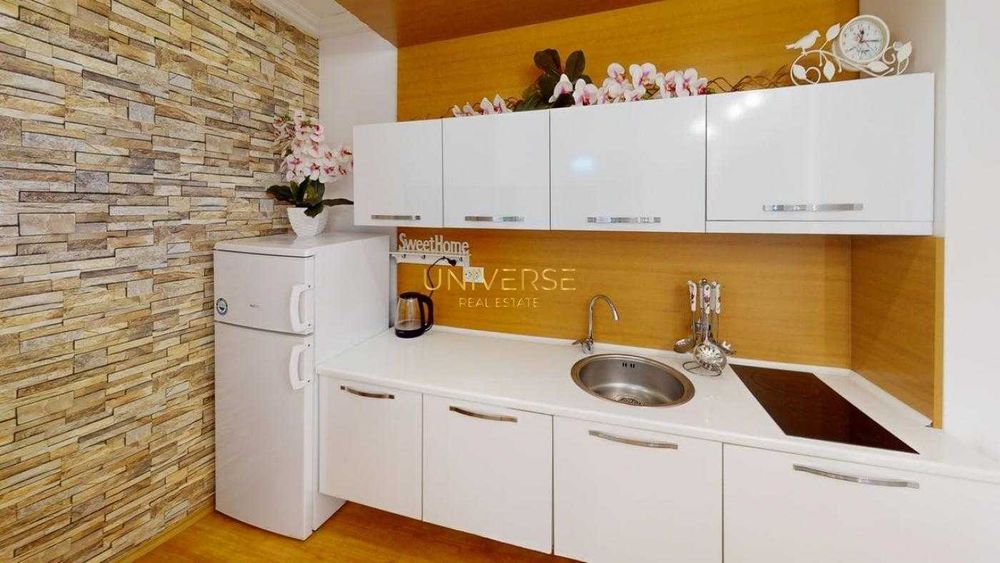 Продава се Двустаен апартамент в к.к. Слънчев бряг - 64 кв.м за 988 €/кв.м - Снимка #2