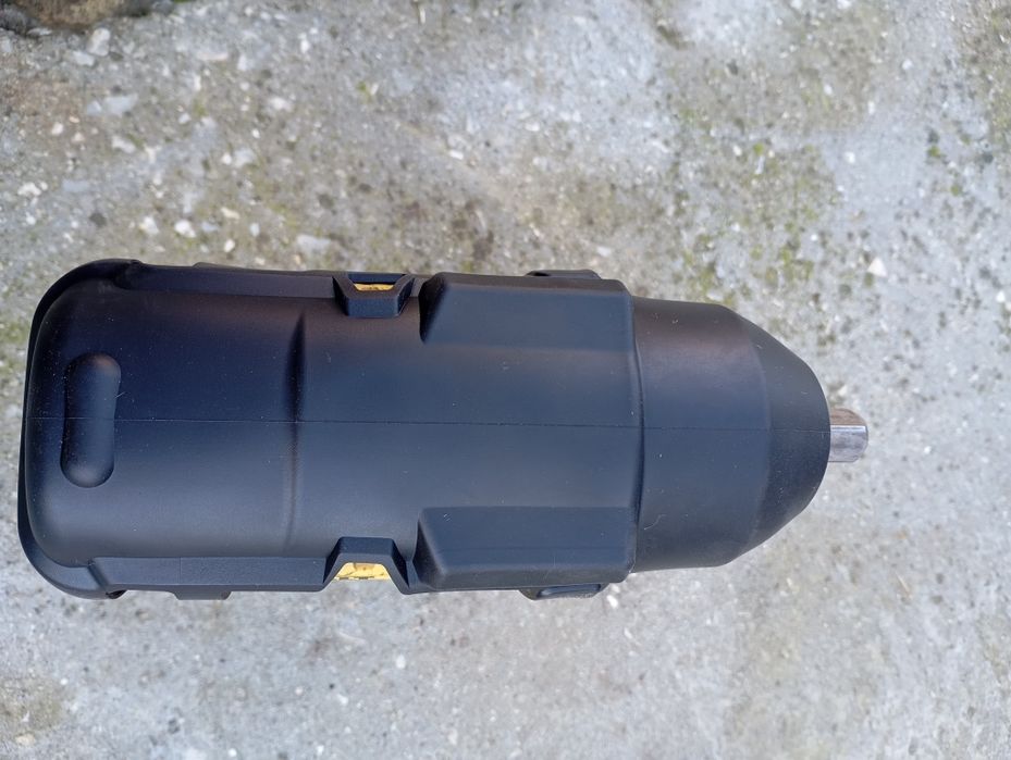 Протектор за ударен гайковерт DeWalt DCF