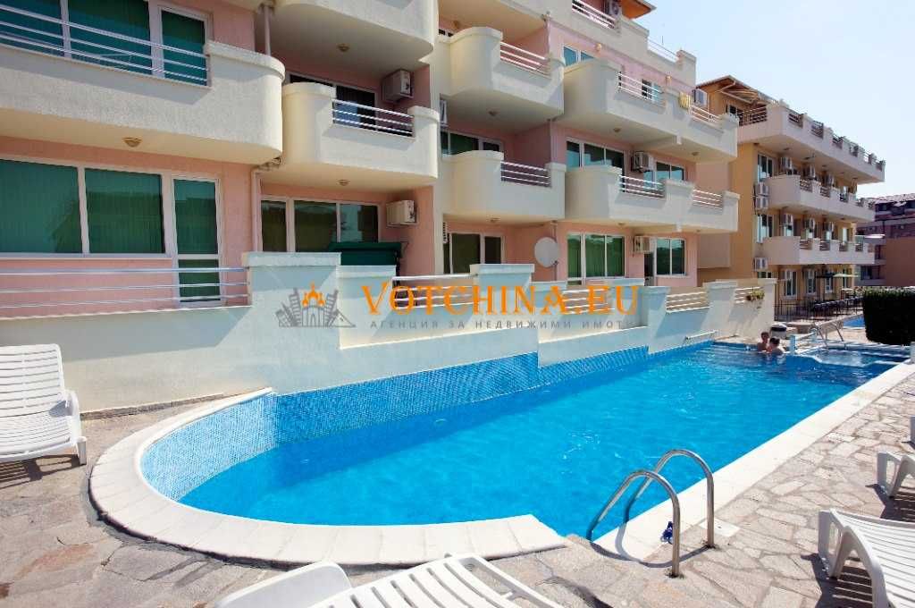 Продава се Тристаен апартамент в Свети Влас - 91 кв.м за 1044 €/кв.м - Снимка #2