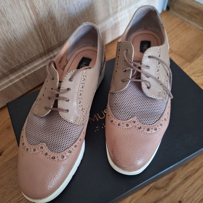 Vând pantofi Musette nr 36