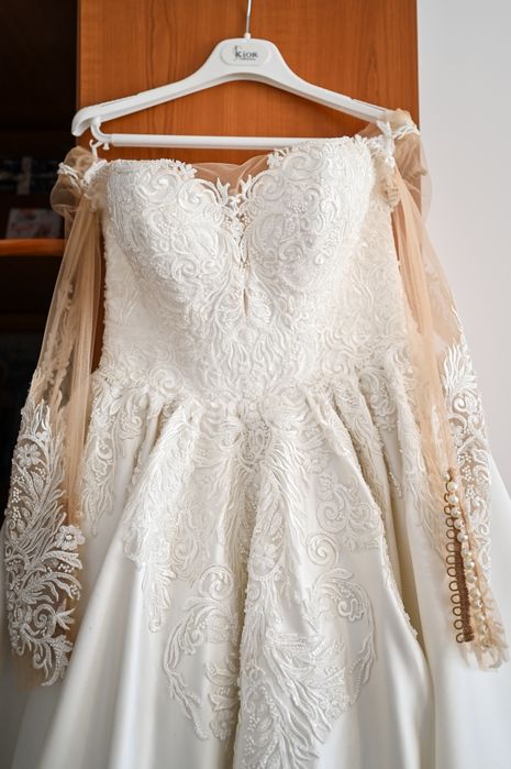 Rochie mireasa și voal