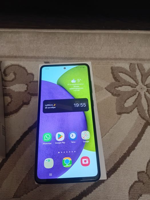Продам Самсунг А52