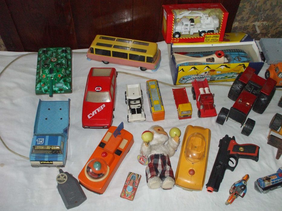 Играчки от Социализма