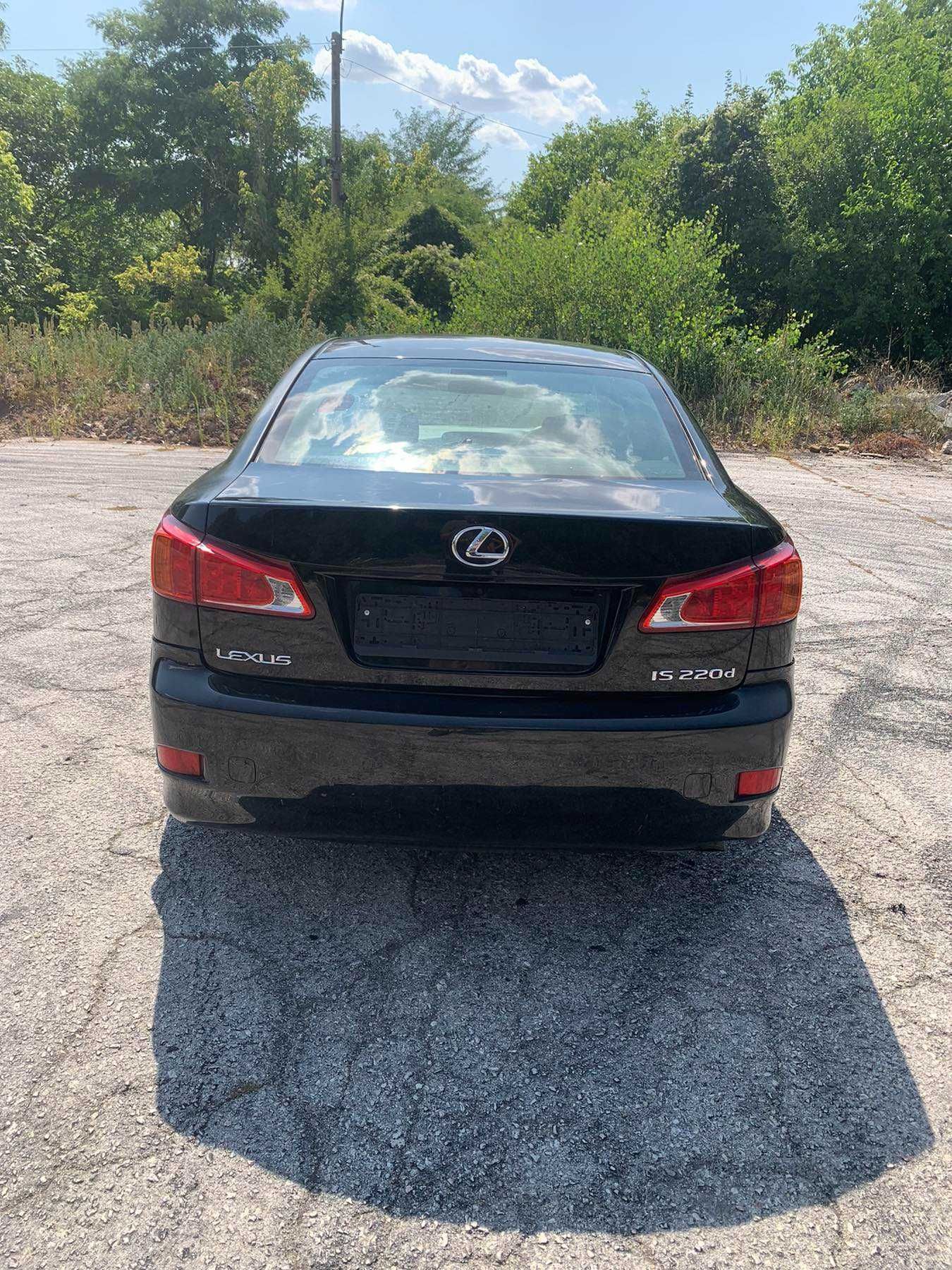 На Части Lexus IS220d 2009г