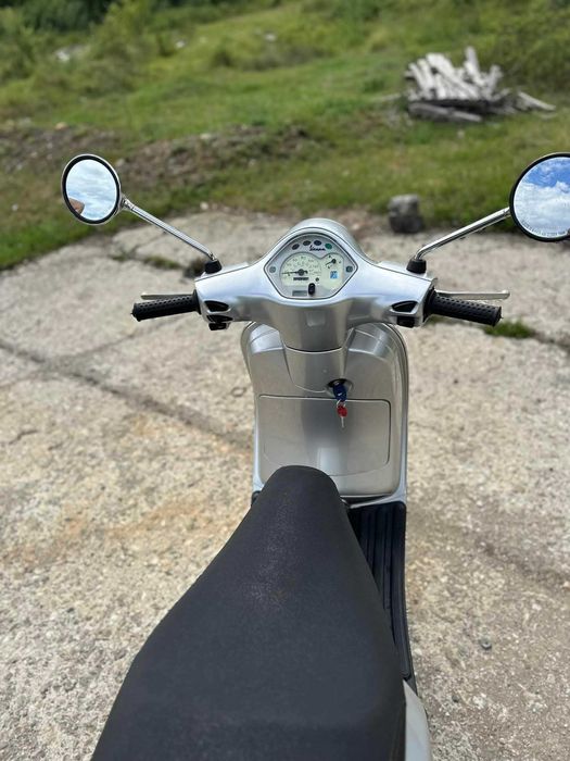 Ppiaggio Vespa LX 125