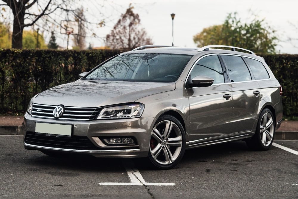 Volkwagen Passat B7 R-line ,DSG , 177cp , Pano