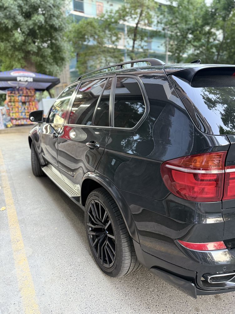 BMW X5 2008 kraska toza