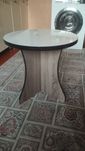 Стол журнальный. Высота 53см