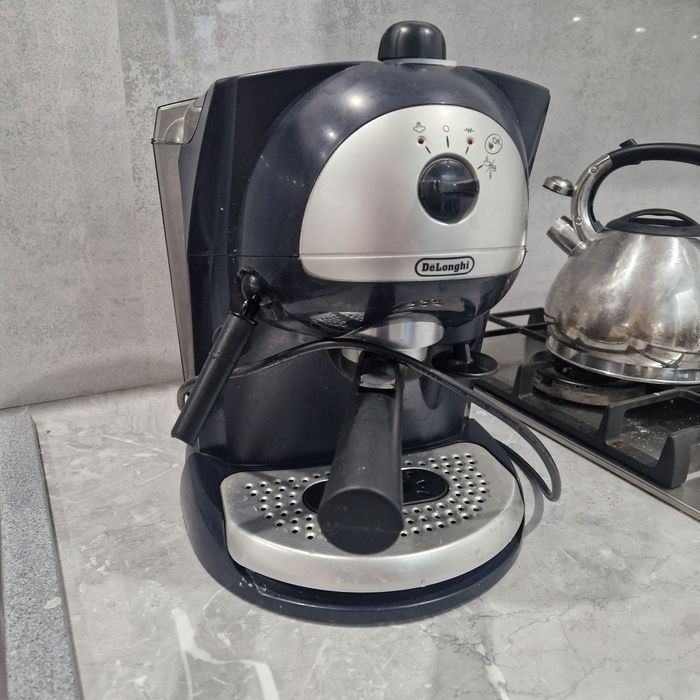 Кофемашина Delonghi 30000 тг