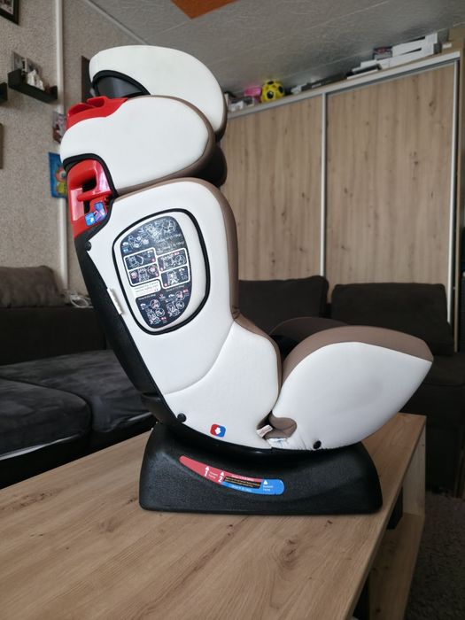 Детско столче за кола Chipolino