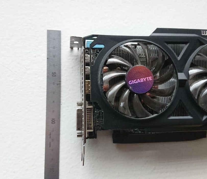 Placa video Gigabyte R9 280x Windforce