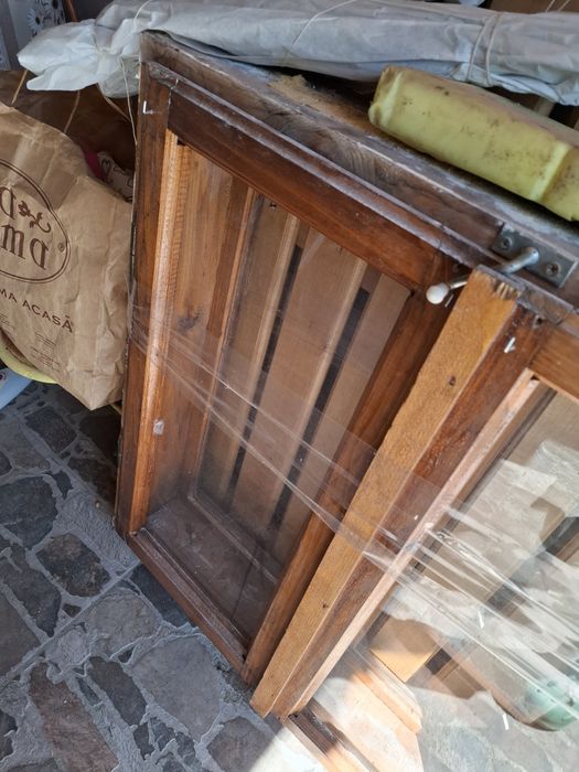 Vand geam dublu  lemn masiv