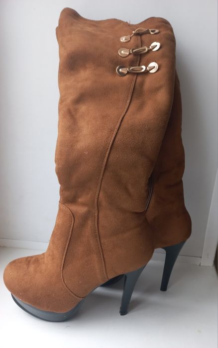 Продам сапоги зимние новые