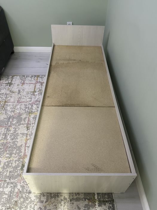 Кровать односпальная (бу)