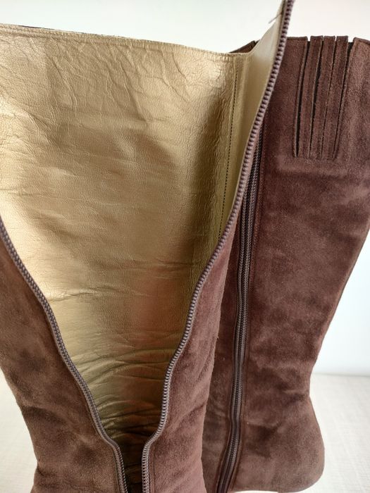 Cizme Fiorangelo din piele întoarsă, mărimea 36