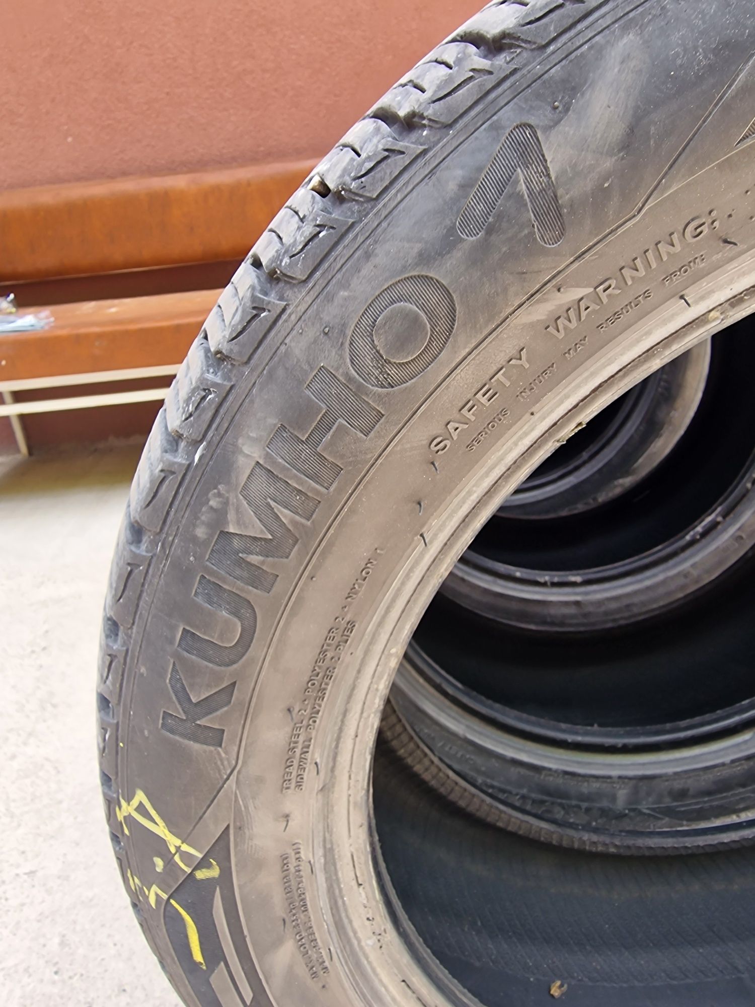 235 55 19 KUMHO ЛЕТНИ