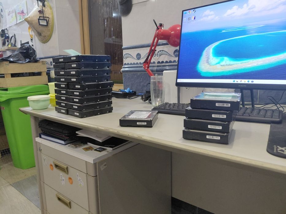 Жёсткие диски 750gb есть не большое количество