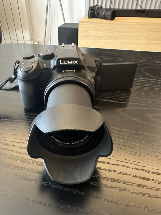 Panasonic Lumix DMC-FZ300