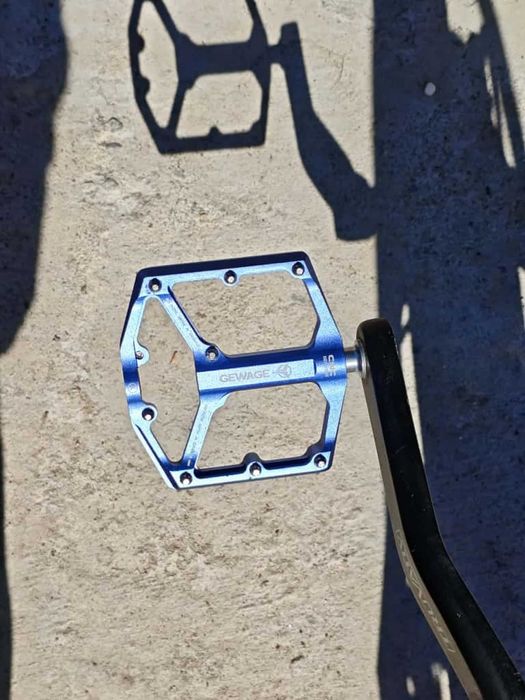 Bicicleta CUBE Hyde Pro trekking oras