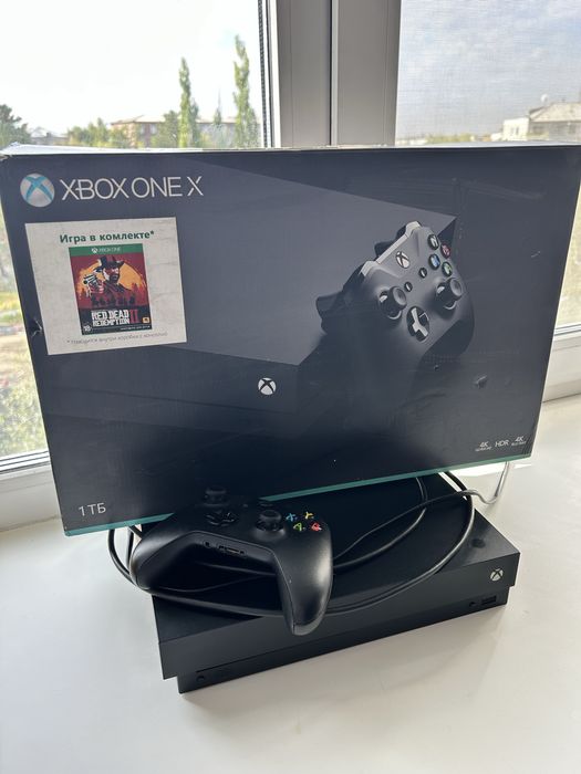 Продам Xbox OneX 1 tb