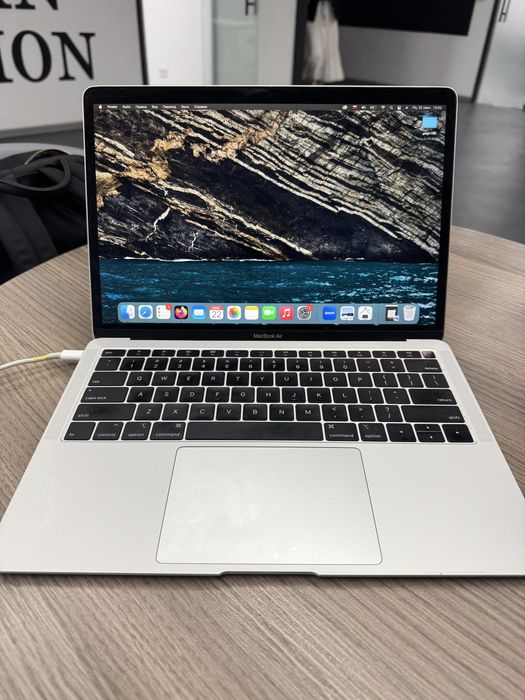 MacBook Air 2019