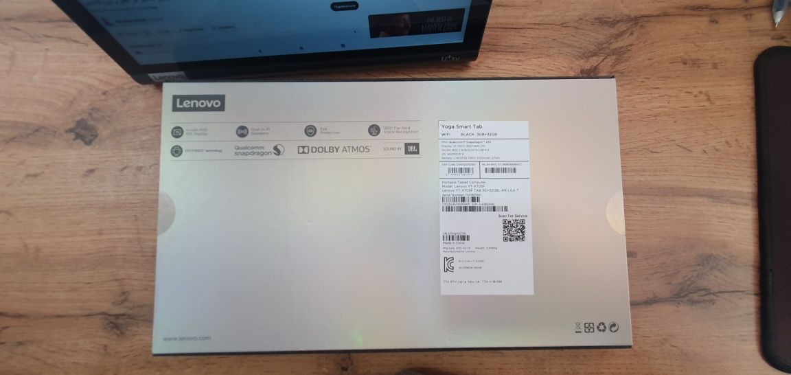 Lenovo YT-X705F smart tab