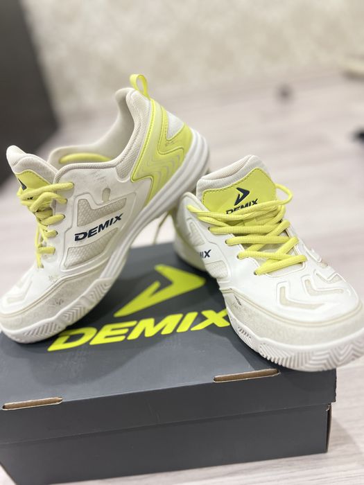 Продам зальника Demix оригинал