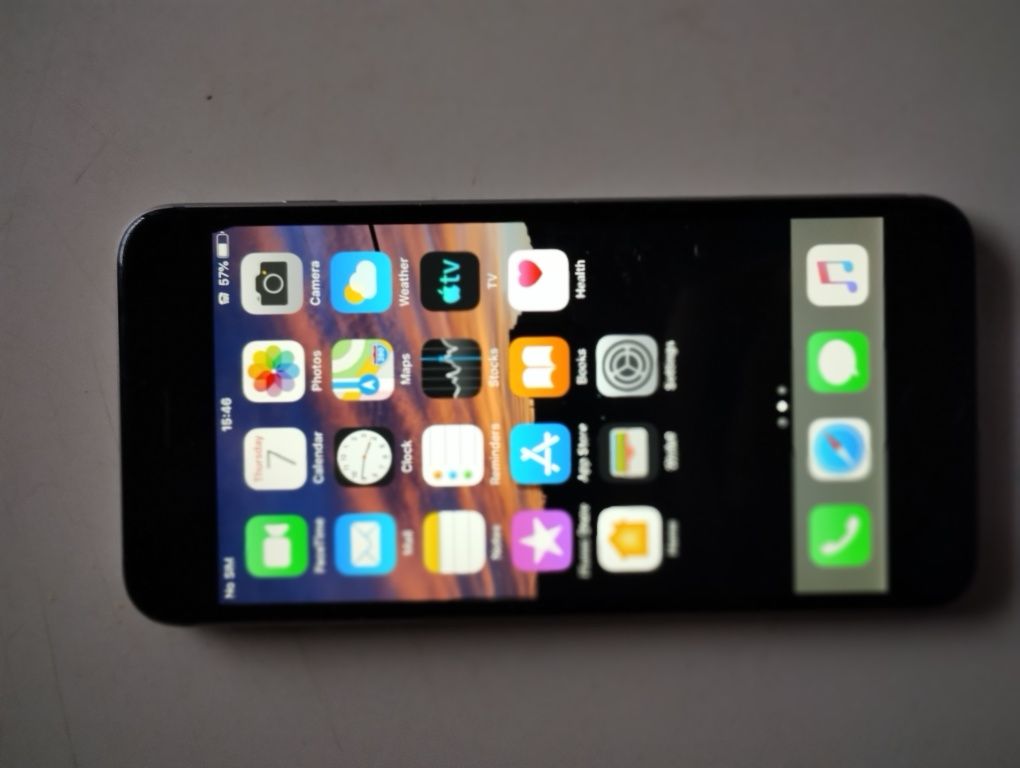 Продава се iPhone 6 plus