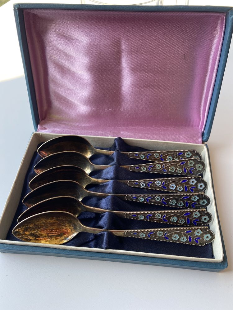 Colecție de linguri de desert din argint 875 fabricate în Rusia