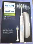 Periuta de dinti electrica Philips Sonicare 5100 cu 2 capete