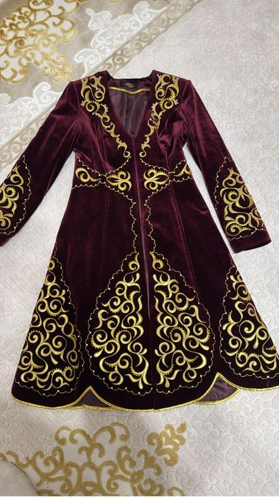 Камзол нуршах бордовый