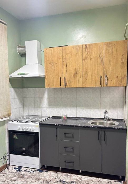 Chilonzor tumanida bez makler kv bor hamma sharoiti bor