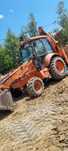 Închiriez buldoexcavator/excavator