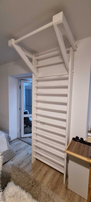 Vând SPALIER alb, din lemn de esență tare, 240/80/15