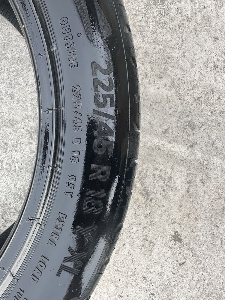 225/45/18 Continental