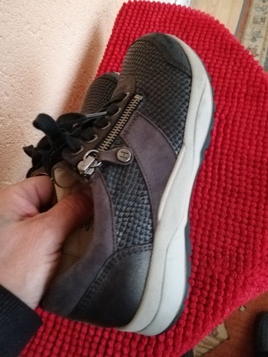 Adidași Helvesko nr 38 piele damă