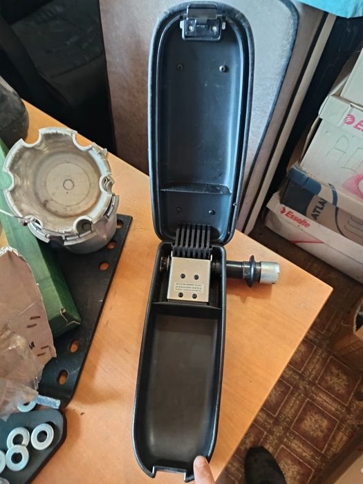 Подлакътник за Опел Зафира а