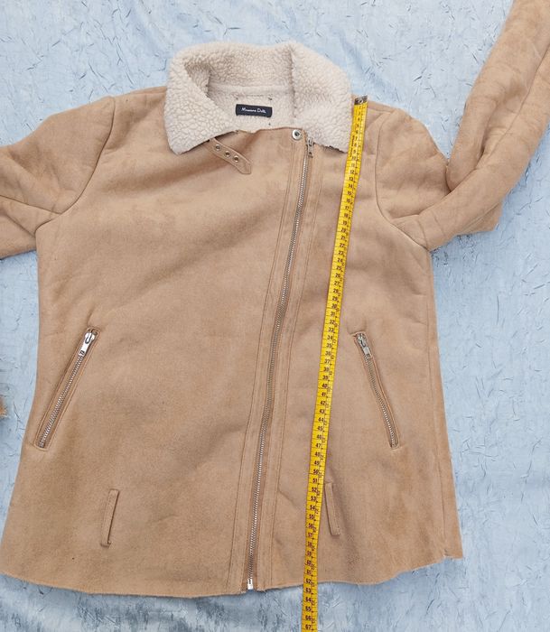 Vând geaca de damă Massimo Dutti!