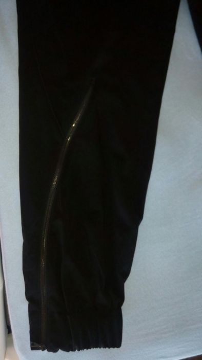 Pantaloni lungi casual-modern