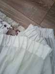 Vând draperie cu model