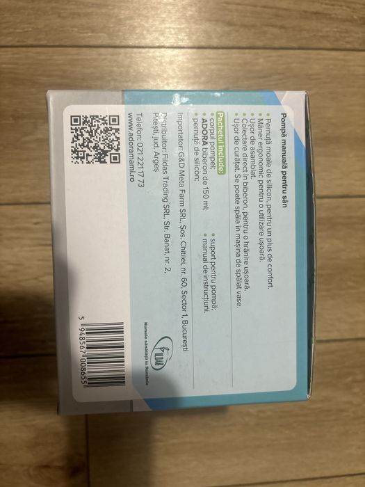 Pompa manuala pentru san Adora