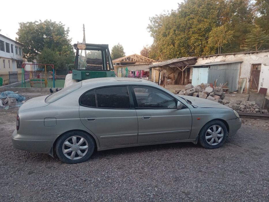 Продаю Дэу леганза