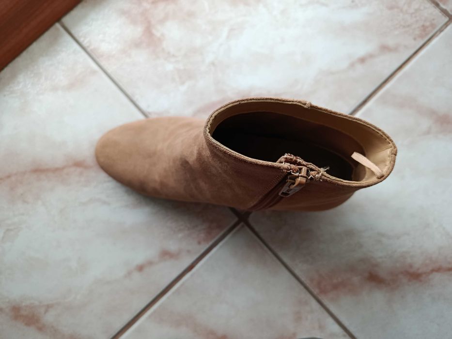 Pantofi și ghete noi masura 36